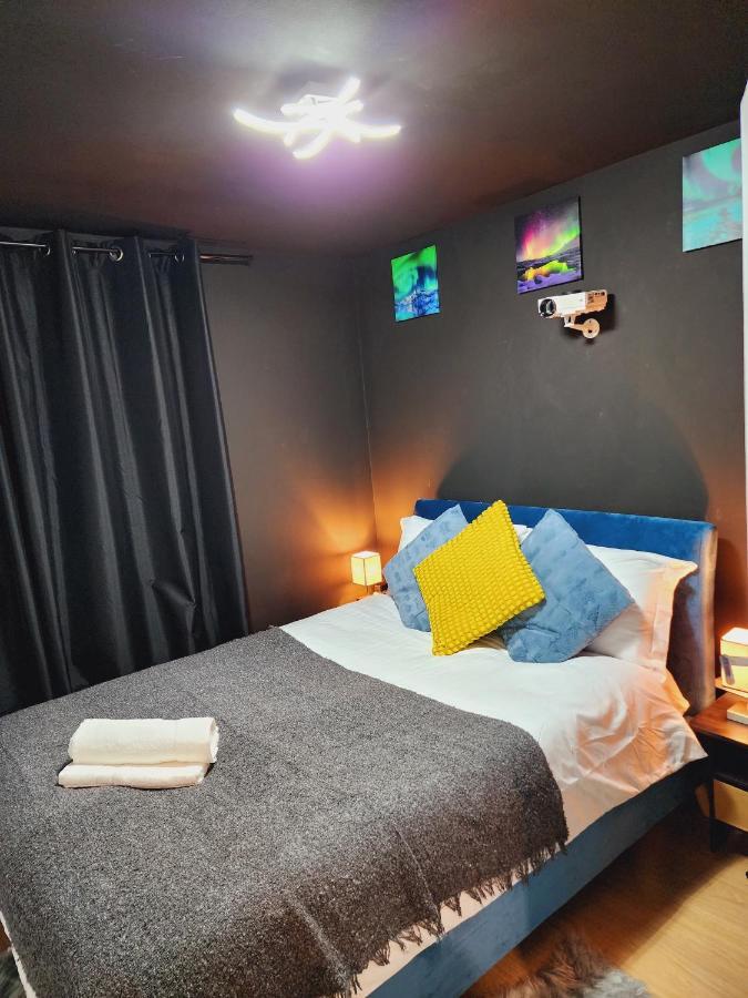 Elegant 3Br 2Bath Flat In Canary Wharf - O2 -Excel Londra Exterior foto